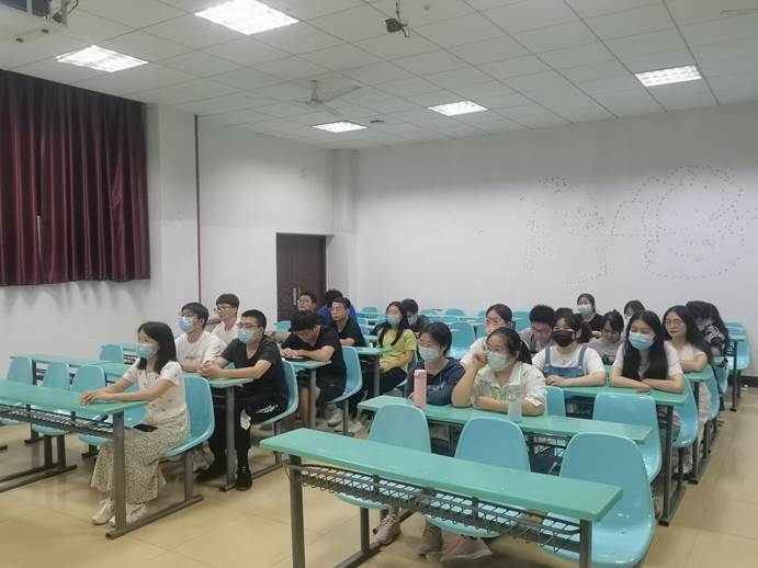 cos成人
第三分会场